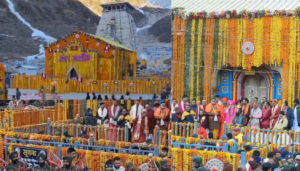 181 दिन बाद खुले केदारनाथ धाम के कपाट: फूलों की बारिश, सेना का सलामी अंदाज, पीएम के नाम पहली पूजा