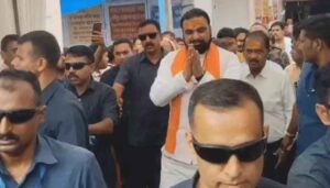 देवघर में पूजा, पटना में सियासी संग्राम! सम्राट चौधरी के बयान पर भड़के तेजस्वी यादव