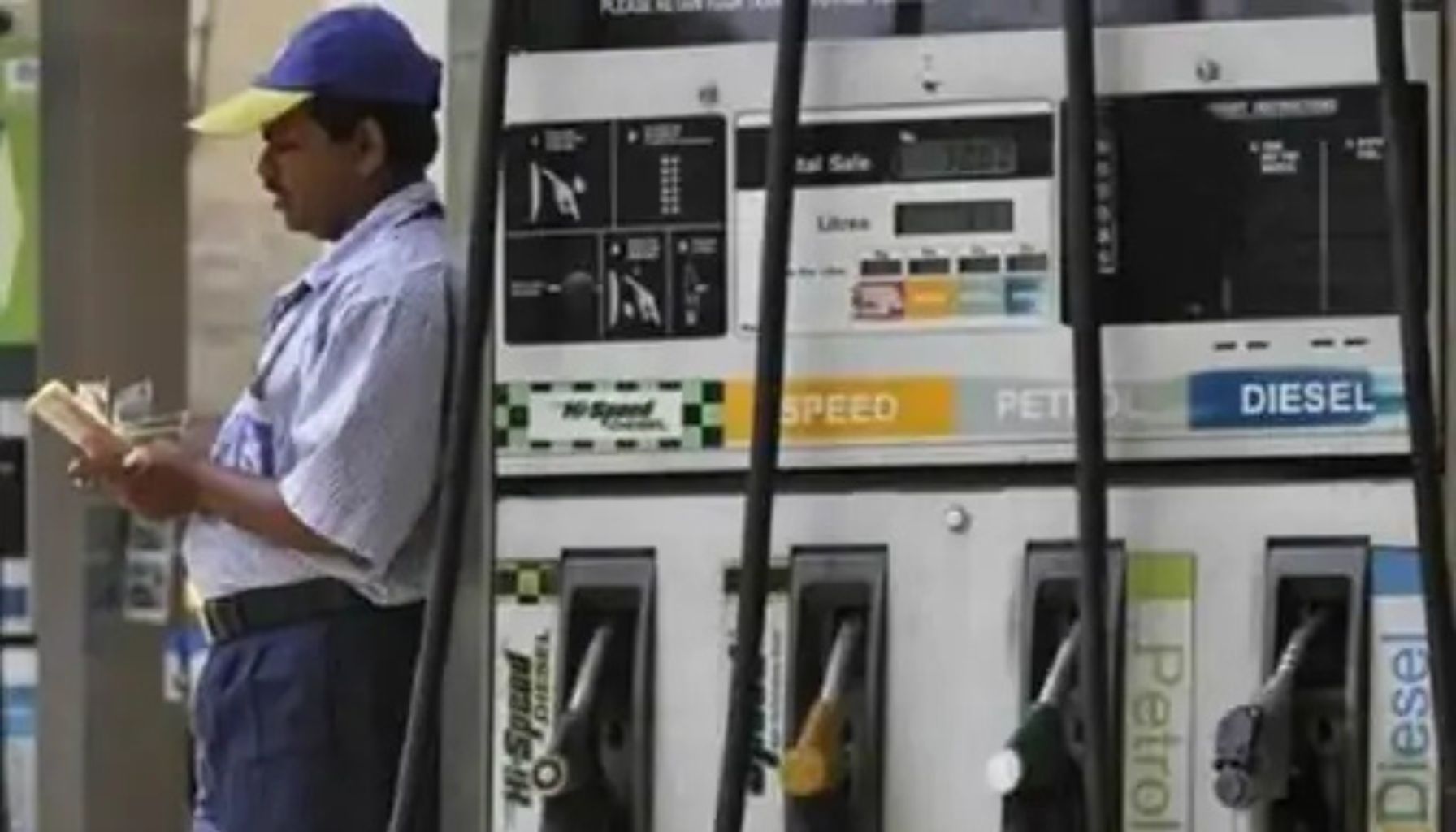 Fuel Price Shock: चुनाव के बाद बढ़ सकती हैं कीमतें, पेट्रोल ₹18 और डीजल ₹35 तक महंगा होने का अनुमान