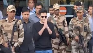 राघव चड्ढा की सुरक्षा वापस, AAP में भूचाल: क्या पार्टी और सांसद के बीच बढ़ गई है खाई?