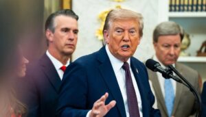 “ट्रम्प ने भारत को ‘नरक का द्वार’ बताया: कहा- भारतीय अमेरिका में बच्चों को जन्म देकर नागरिकता लेते हैं, फिर परिवार बुलाते हैं”