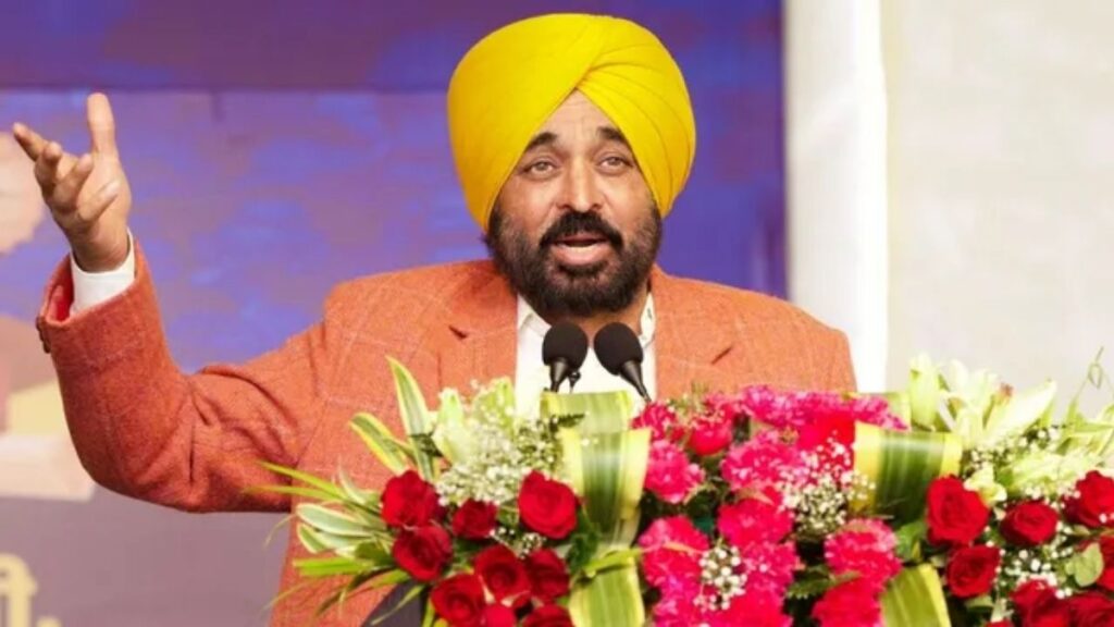 ‘अब किसी के आगे हाथ नहीं फैलाएंगी महिलाएं’! भगवंत मान सरकार ने लाखों खातों में भेजी सम्मान राशि, विपक्ष पर भी साधा निशाना
