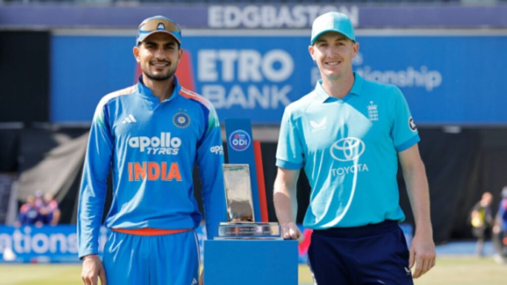 IND vs ENG 2nd ODI: टॉस हारकर पहले बल्लेबाजी करने उतरी टीम इंडिया, रोहित-गिल की जोड़ी पर टिकी सीरीज जीत की उम्मीद